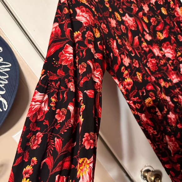 NWT Tera Sky long sleeve Plus Size flowy Holiday dress. - Picture 8 of 8